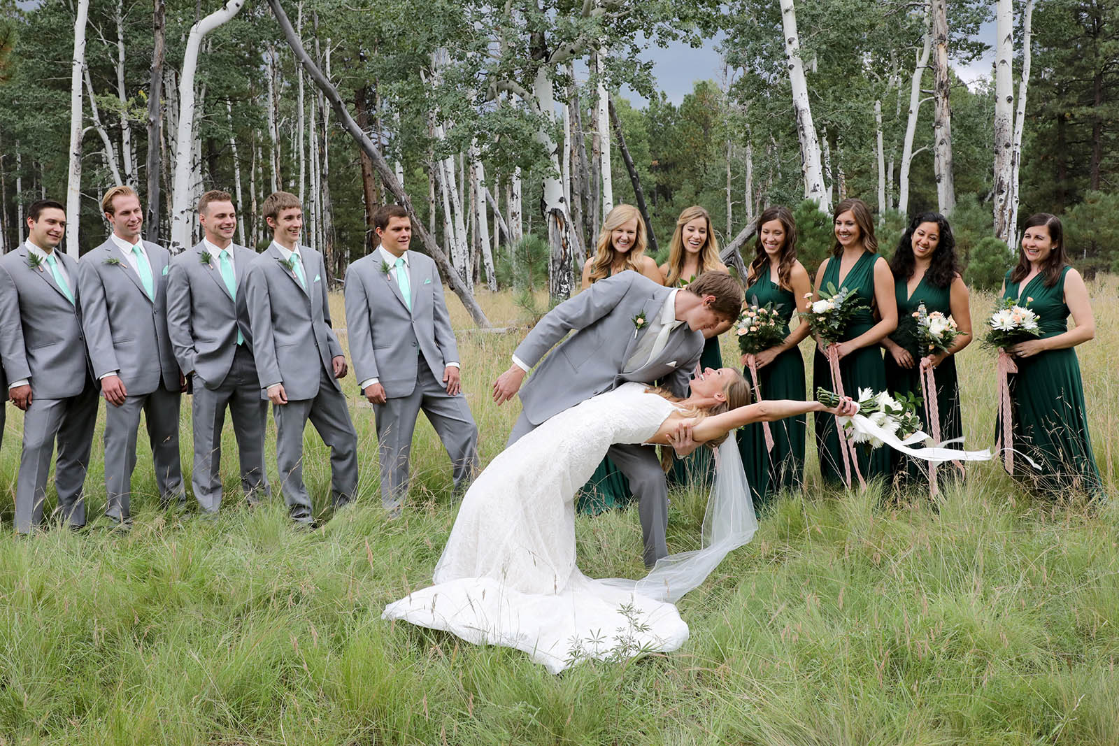 Outdoor wedding pictures at the Flagstaff Nordic Center